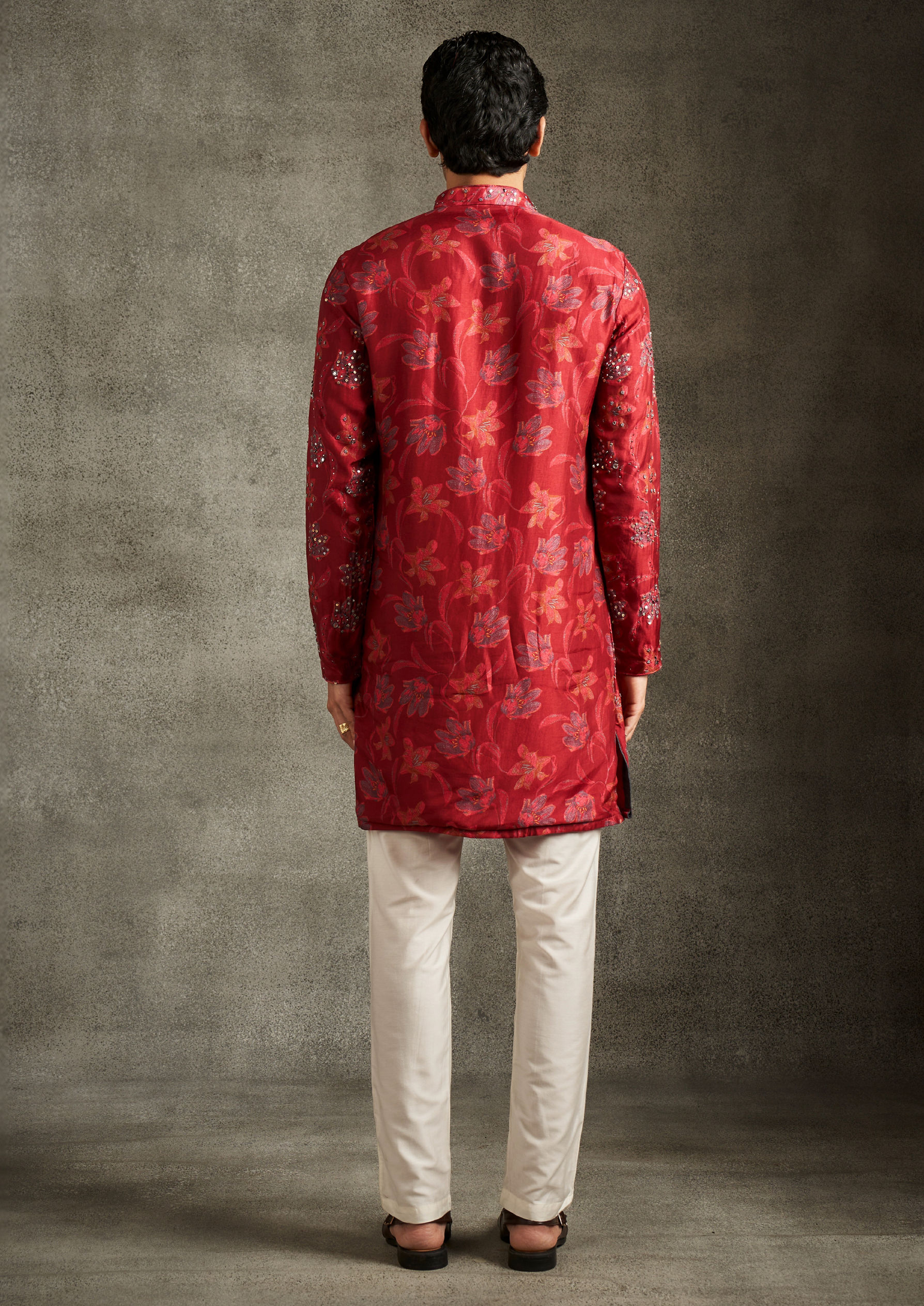 Twamev Men Mesmerizing Red Kurta Pajama