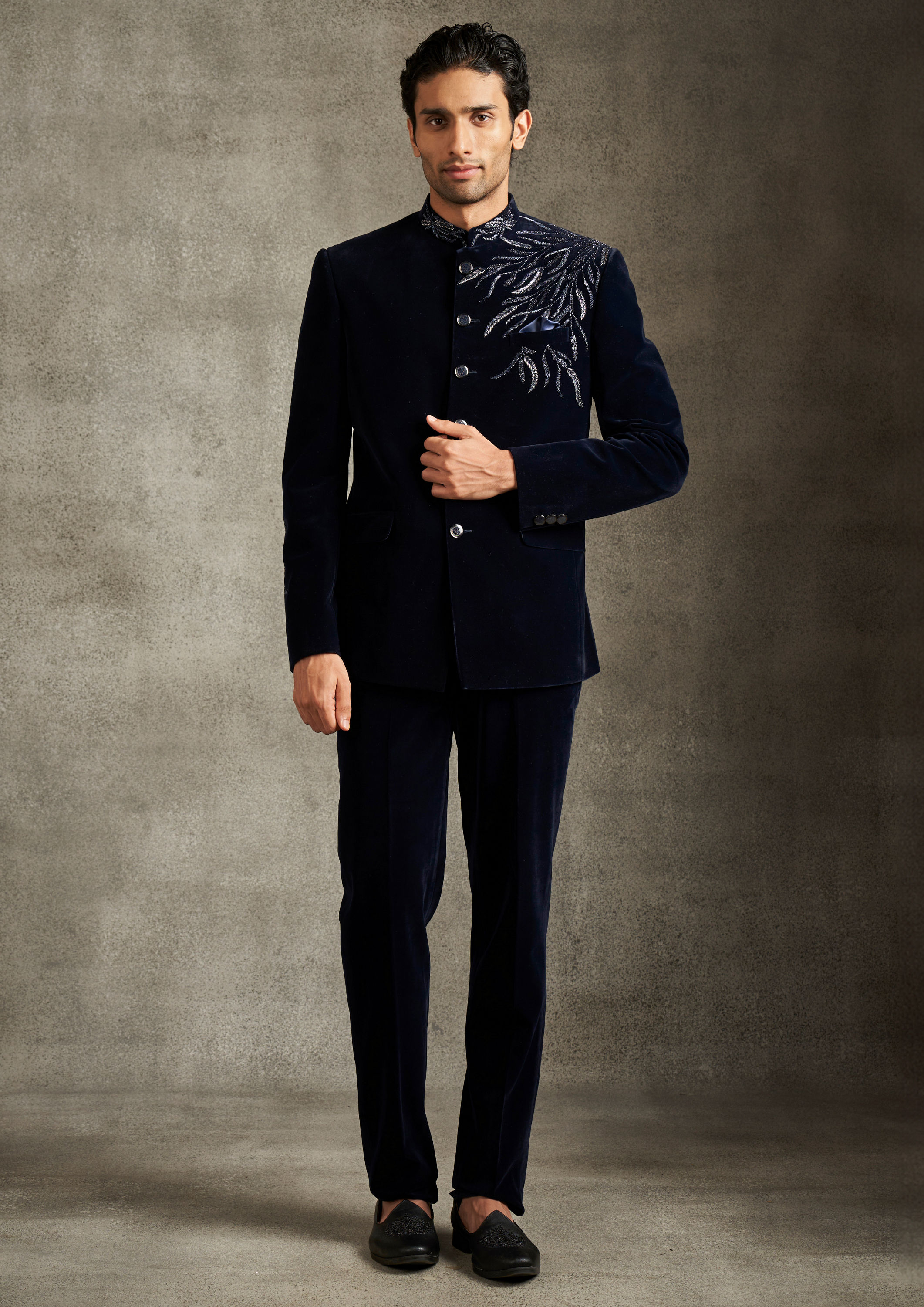 Twamev Men Dark Blue Feather Embroidered Velvet Jodhpuri Set