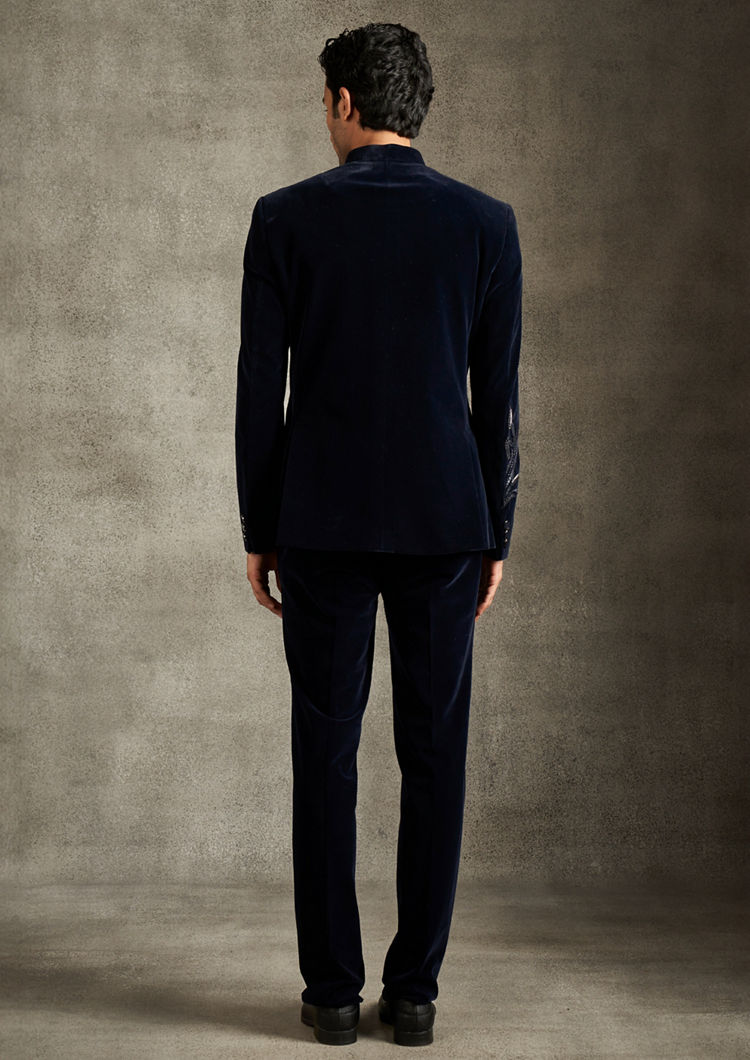 Twamev Men Dark Blue Feather Embroidered Velvet Jodhpuri Set