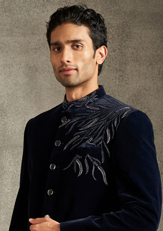 Twamev Men Dark Blue Feather Embroidered Velvet Jodhpuri Set