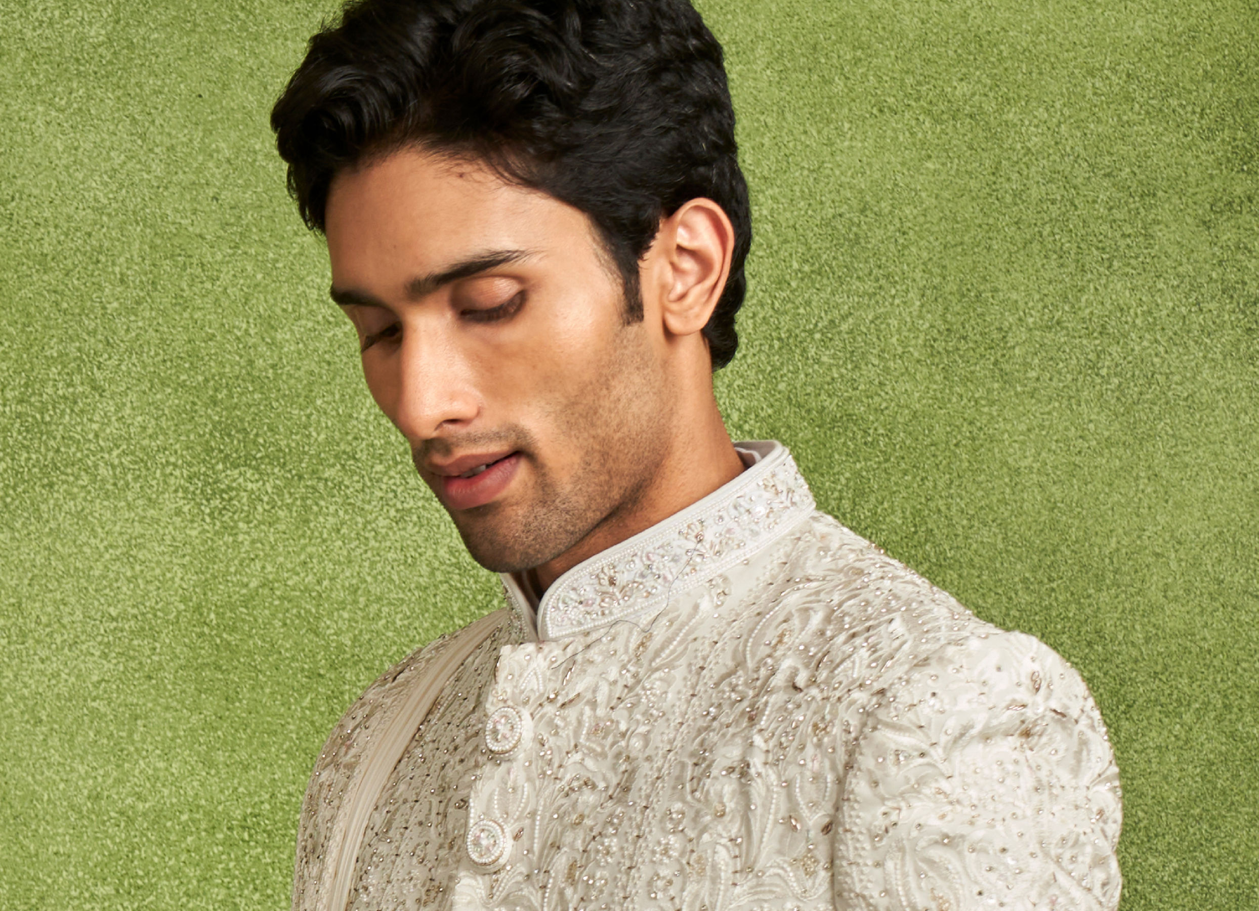 Twamev Men Ivory Silk Resham Stone Embroidered Sherwani