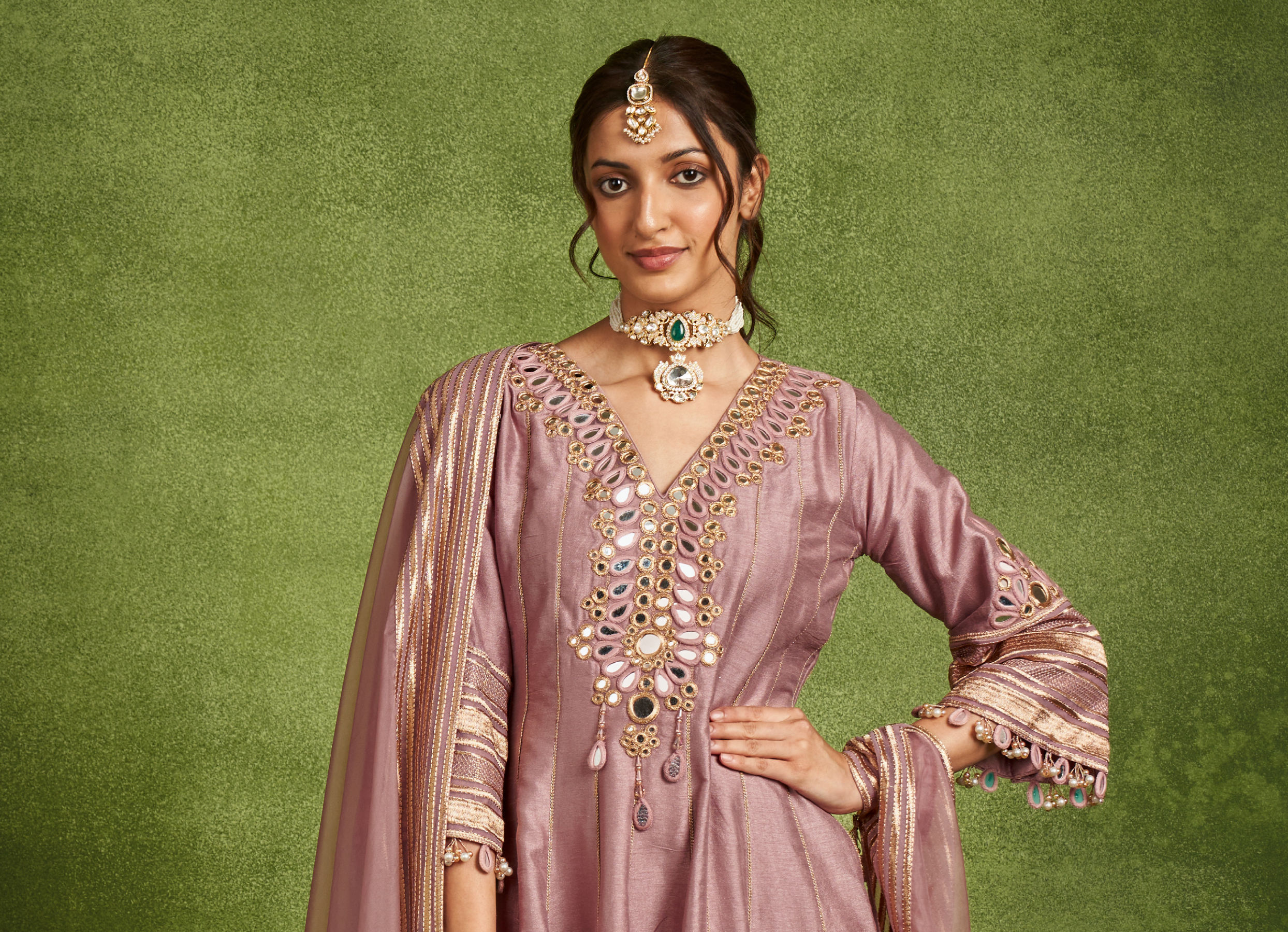Twamev Women Lavender Silk Mirror Work Dhoti Suit