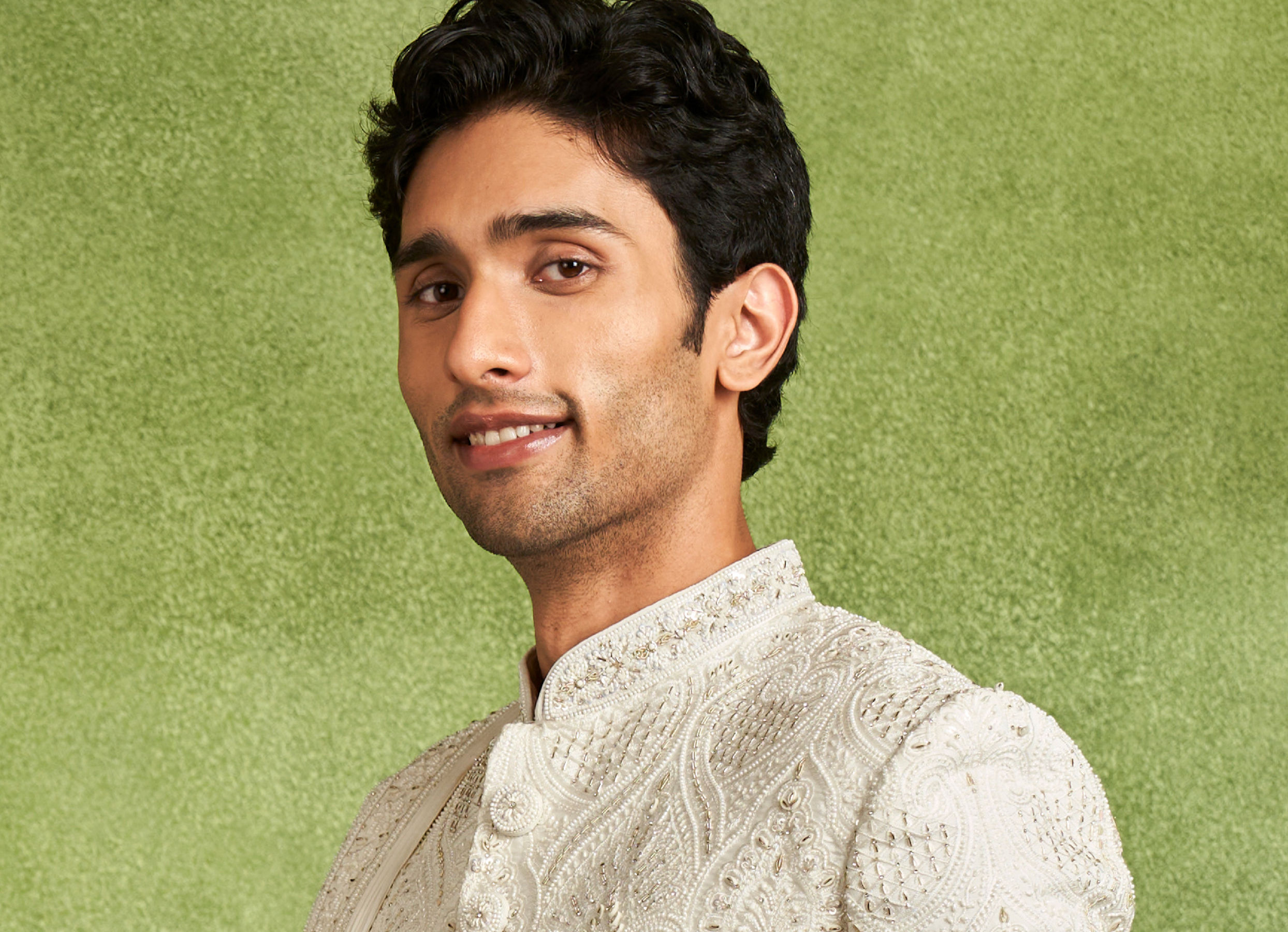 Twamev Men Ivory Silk Zardosi Jaal Embroidered Sherwani