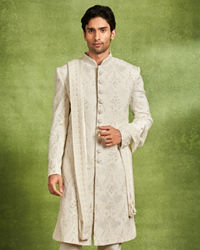 Twamev Men Ivory Silk Zardosi Jaal Embroidered Sherwani