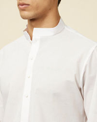 Manyavar Men White Solid Kurta Set