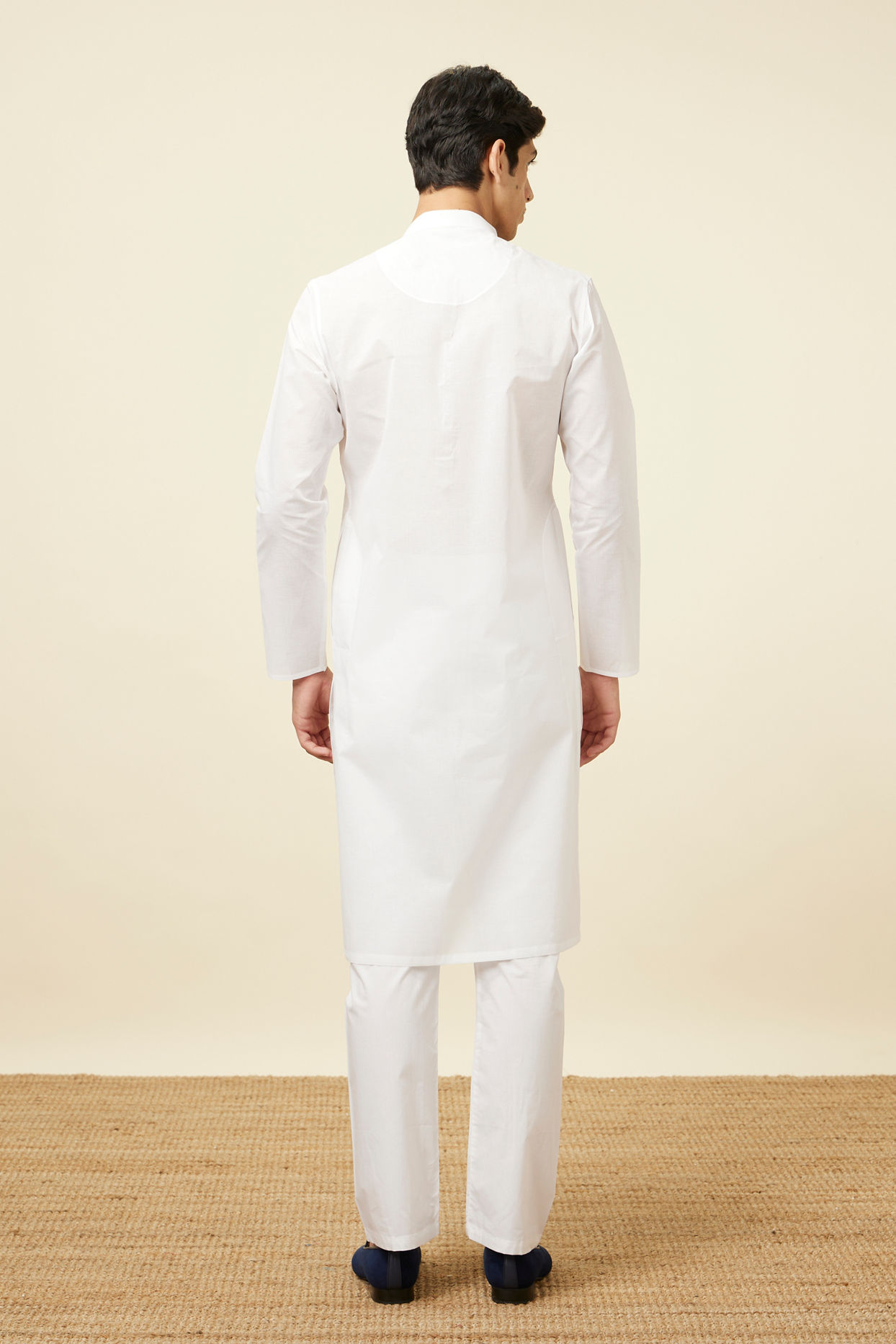 White Solid Kurta Set image number 5