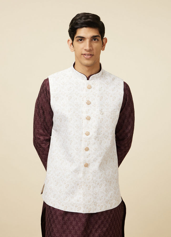 alt message - Manyavar Men Elegant Light Cream Jacket image number 0