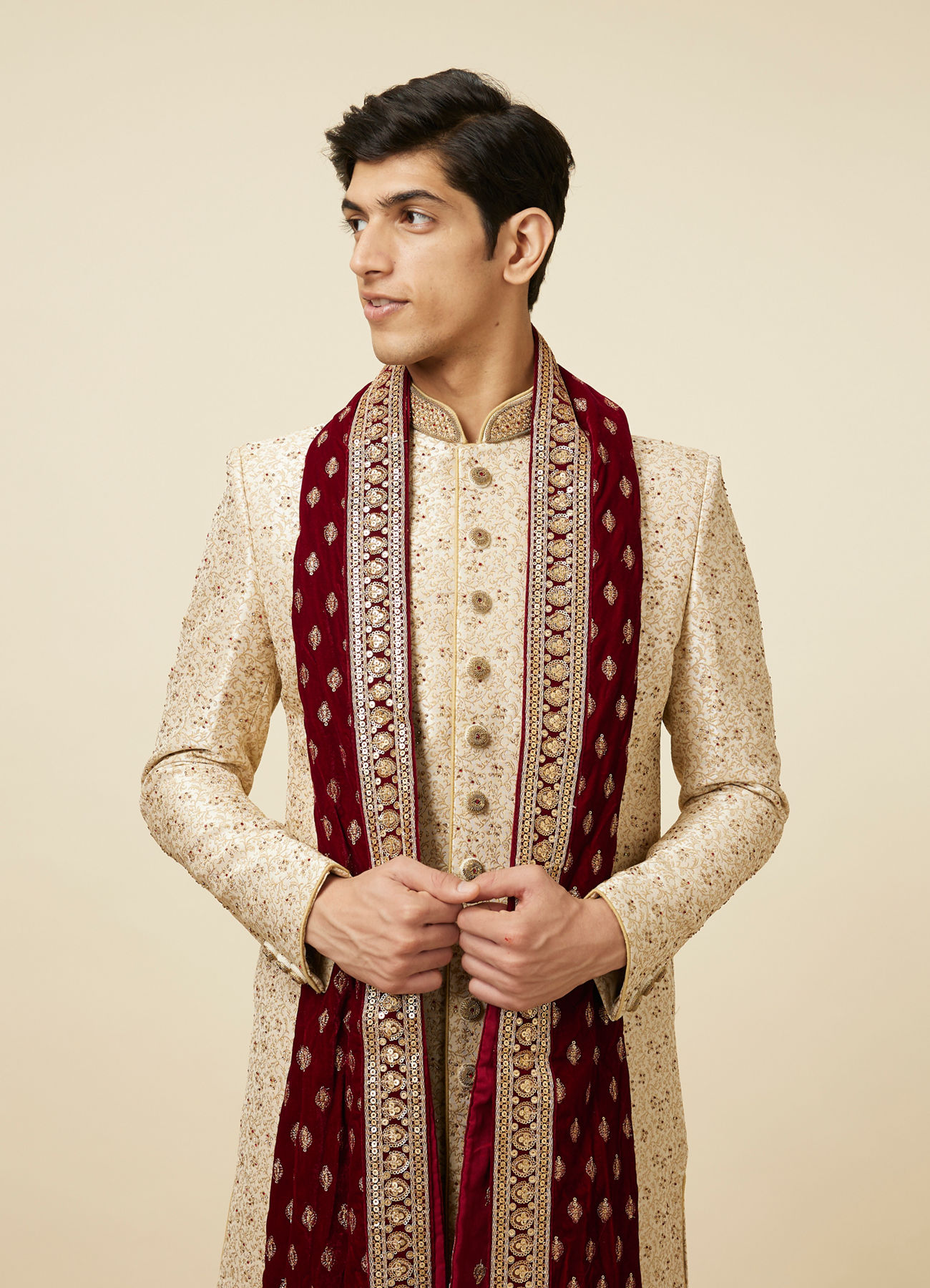 Manyavar Men Cream Bel Buti Patterned Sherwani set