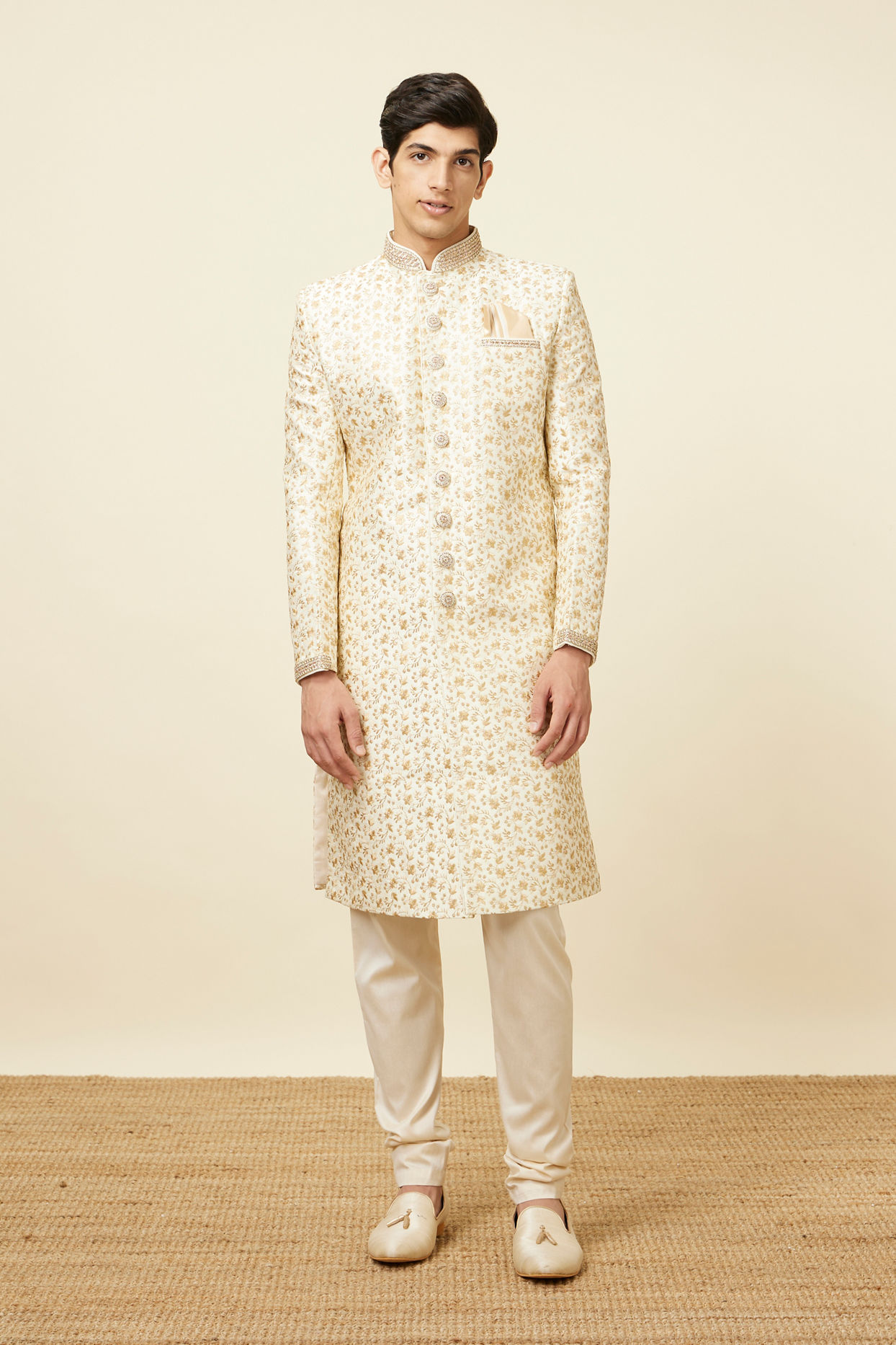 alt message - Manyavar Men Princely Cream Sherwani image number 3