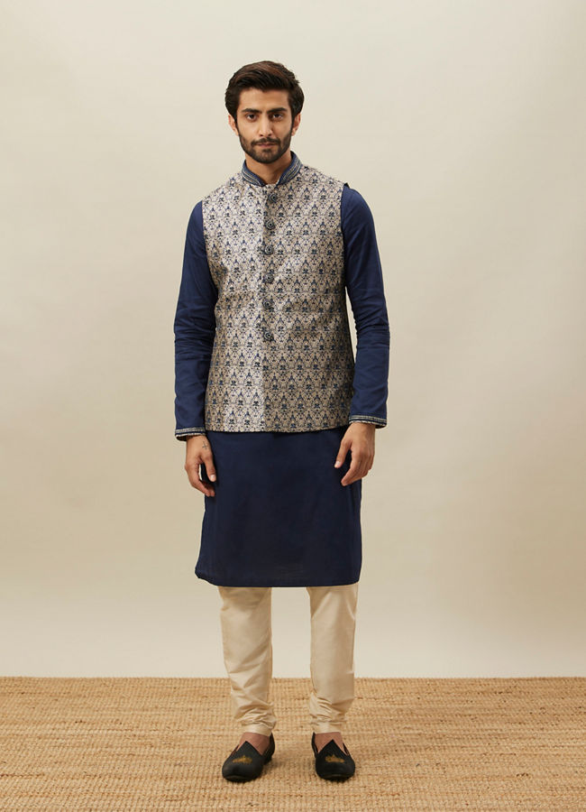 alt message - Manyavar Men Midnight Blue Medallion Patterned Jacket Set image number 2