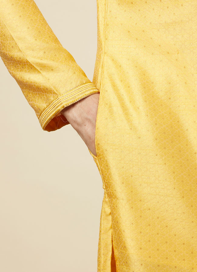 Vibrant Yellow Kurta Pajama image number 3