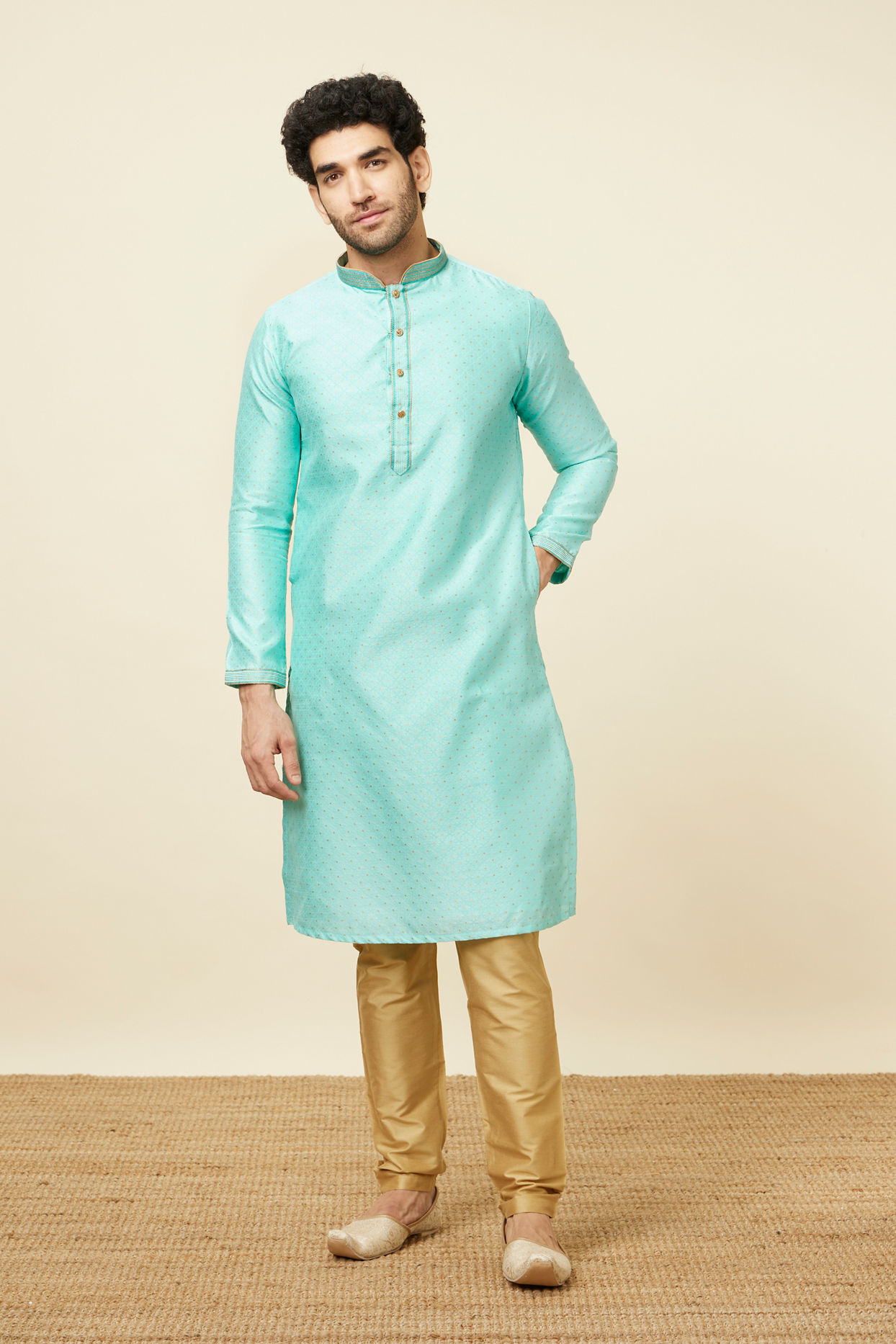 alt message - Manyavar Men Vibrant Green Kurta Pajama image number 2