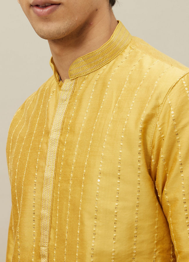 alt message - Manyavar Men Aurora Gold Vertical Patterned Kurta Set image number 1