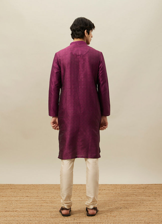 alt message - Manyavar Men Magenta Pink Vertical Striped Kurta Set image number 5