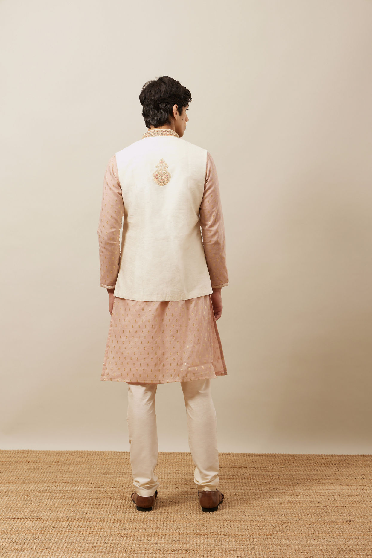 alt message - Manyavar Men Rich Cream Medallion Patterned Jacket image number 3