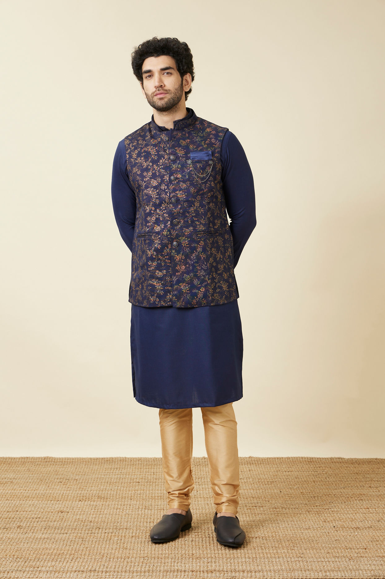 alt message - Manyavar Men Twilight Blue Floral Printed Jacket Set image number 4