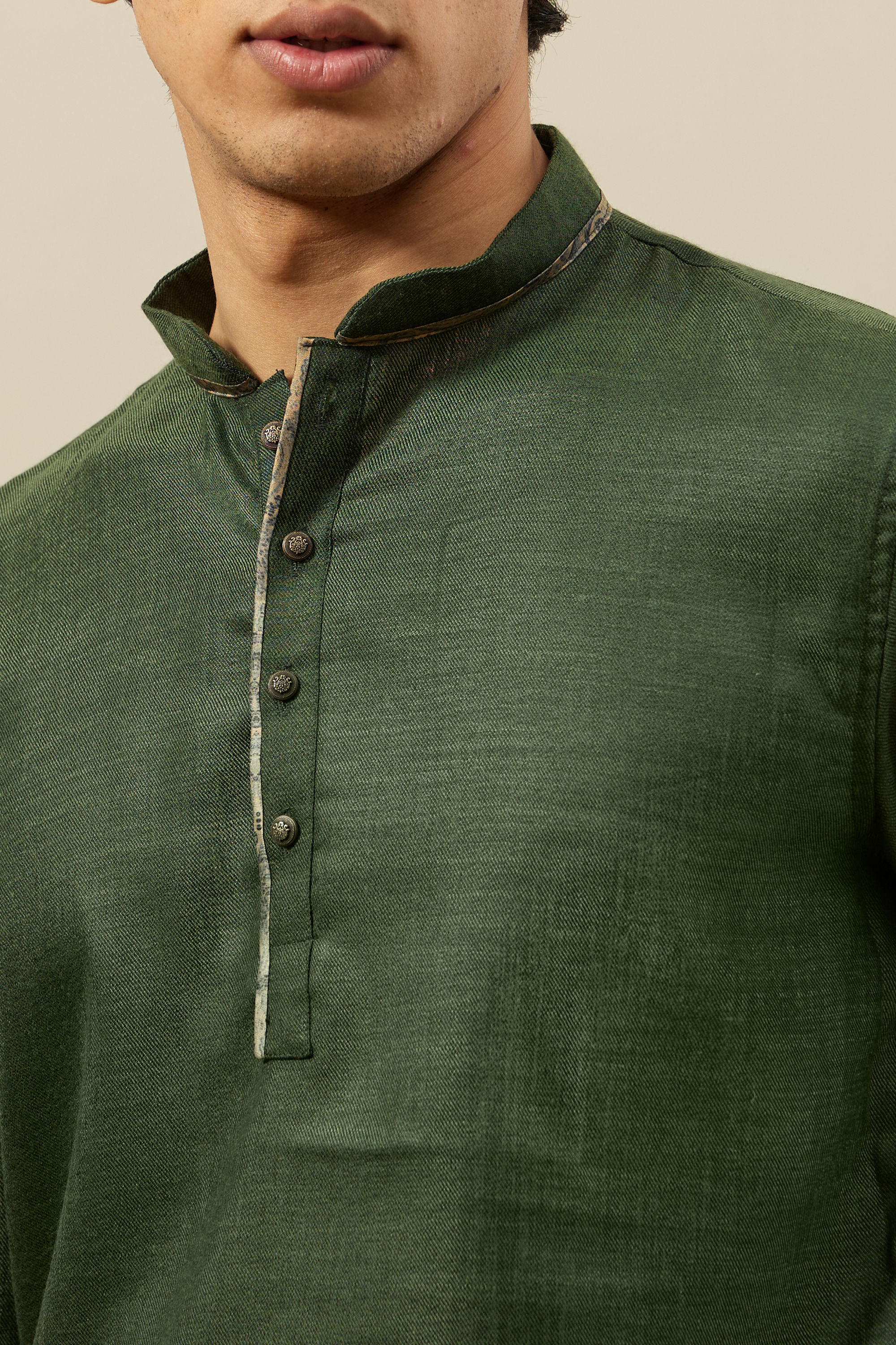 Manyavar Men Hunter Green Embroidered Neckline Short Kurta