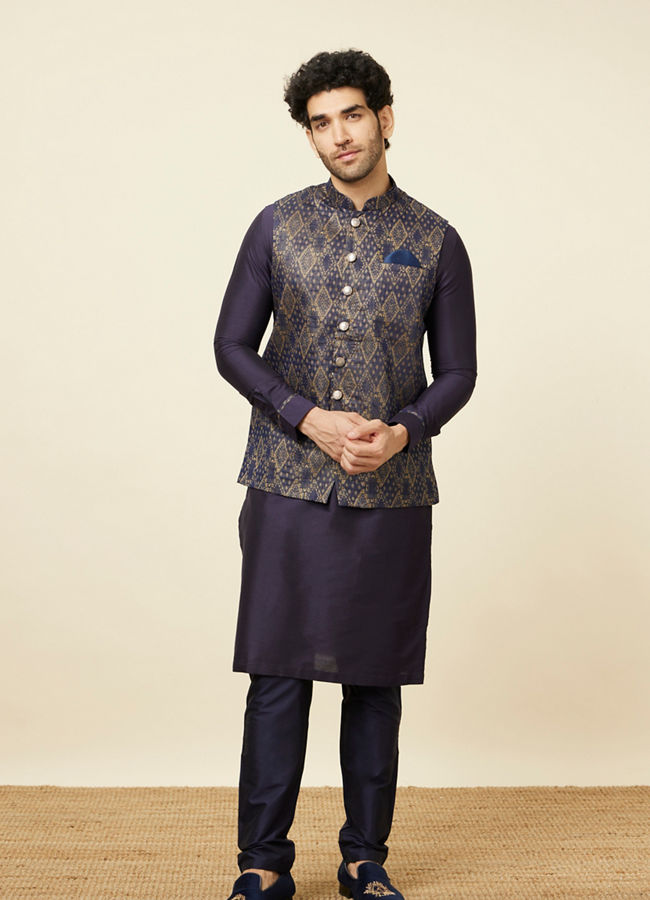 alt message - Manyavar Men Deep Blue Jacket Set with Contrasting Diamond Patterns image number 3