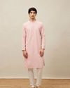 alt message - Manyavar Men Rosewater Pink Chikankari Patterned Kurta Set image number 2