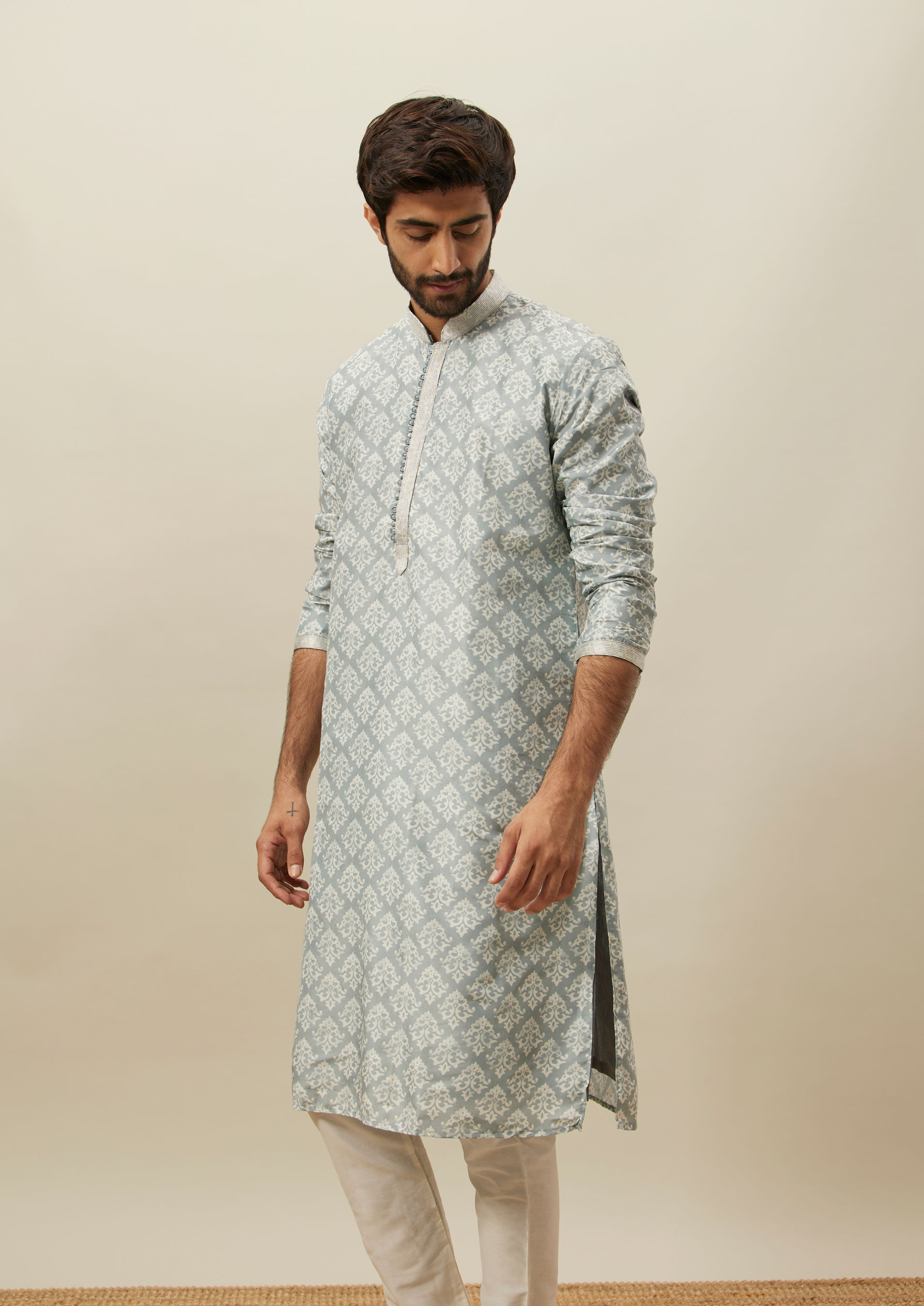 Twamev Men Grey Printed Kurta Set