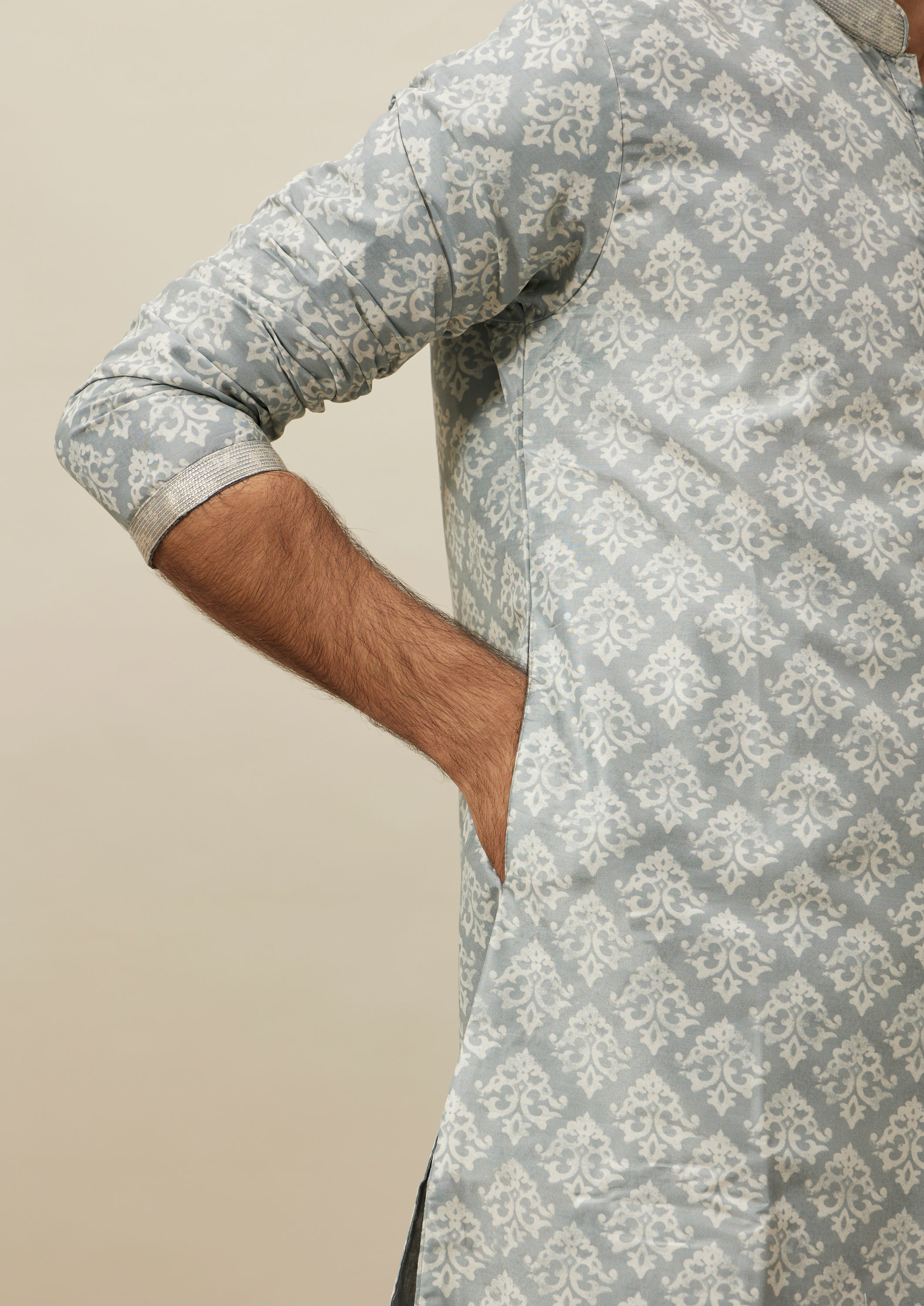 Twamev Men Grey Printed Kurta Set