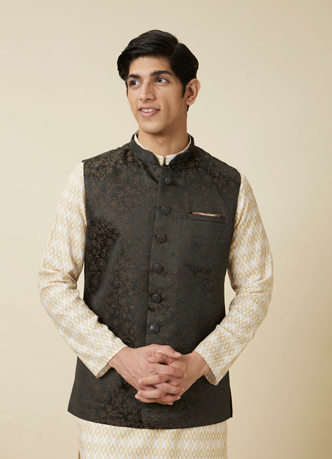 alt message - Manyavar Men Hunter Green Bel Buti Patterned Waistcoat image number 0