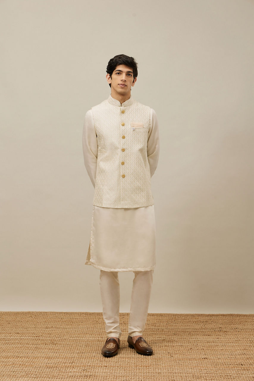 Manyavar Men Pearled Ivory White Ogee Patterned Jacket Set
