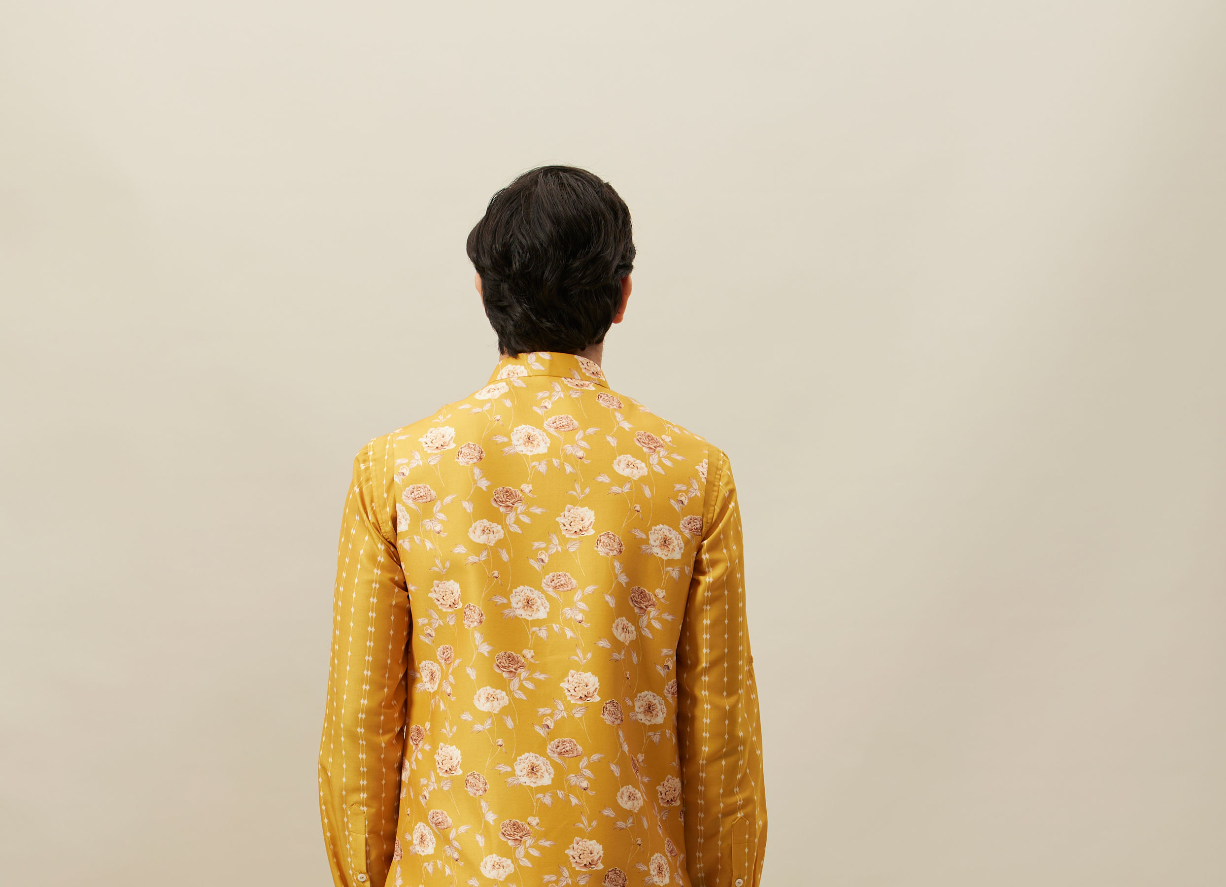 Twamev Men Amber Yellow Printed Kurta Jacket Set
