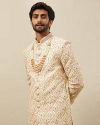 Manyavar Men Pearled Ivory White Floral Jaal Patterned Sherwani Set