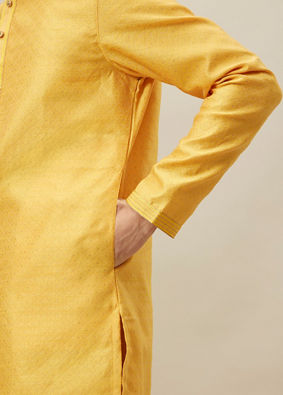 Manyavar Men Illuminating Yellow Floral Patterned Kurta Set image number 3