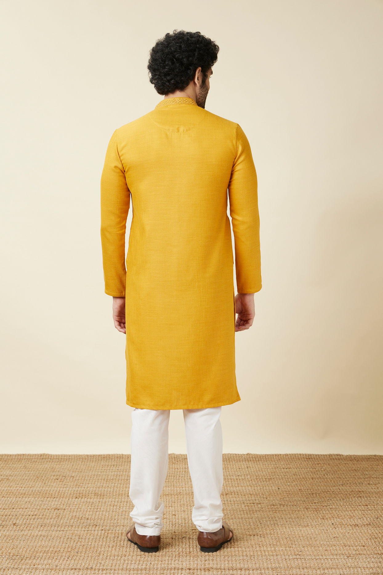 alt message - Manyavar Men Amber Orange Embroidered Bandhgala Kurta Set image number 5