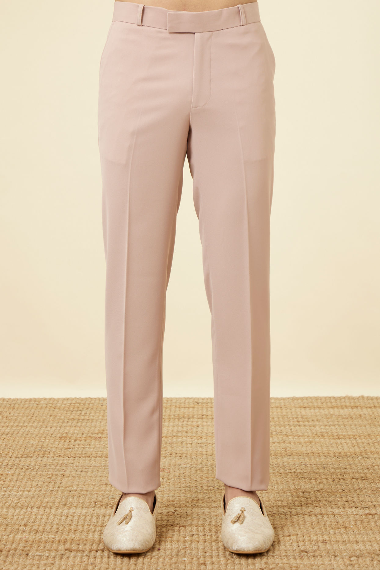 Cream Pink Ogee Patterned Suit image number 3