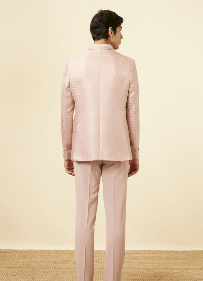 alt message - Manyavar Men Cream Pink Ogee Patterned Suit image number 4