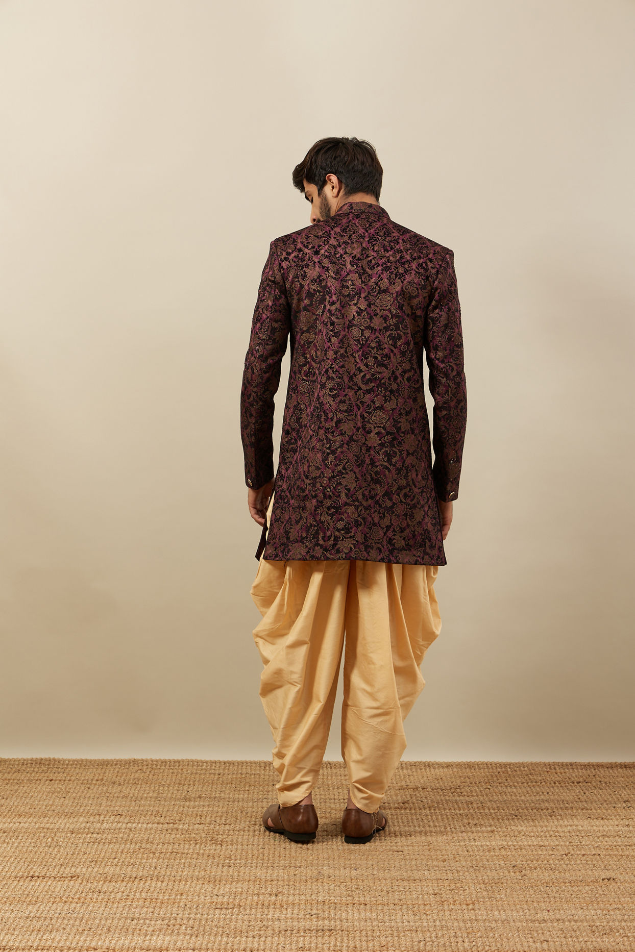 alt message - Manyavar Men Windsor Wine Angrakha Style Indo Western Set image number 4