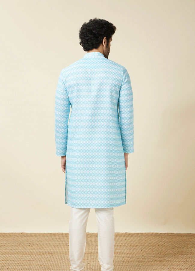 alt message - Manyavar Men Tropical Blue Diamond Patterned Casual Kurta image number 5