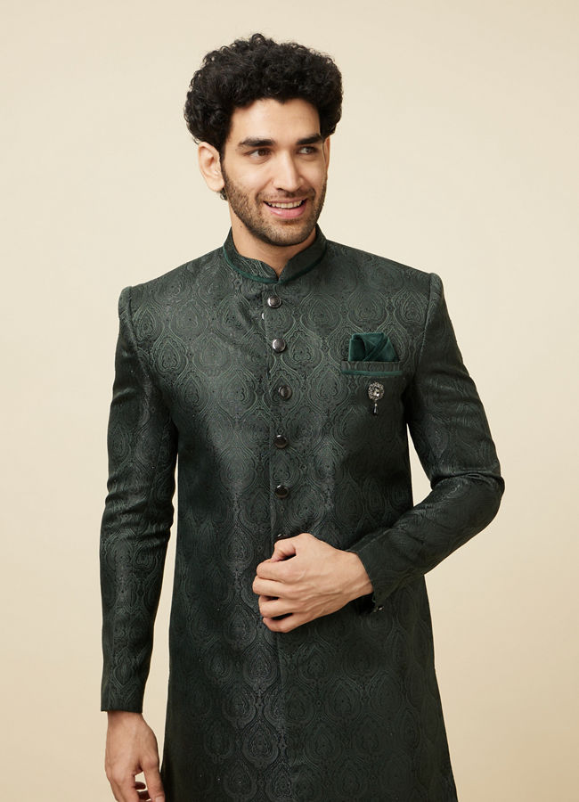 alt message - Manyavar Men Hunter Green Jhallar Patterned Indo Western Set image number 0