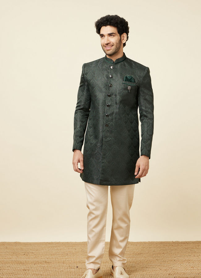 alt message - Manyavar Men Hunter Green Jhallar Patterned Indo Western Set image number 2