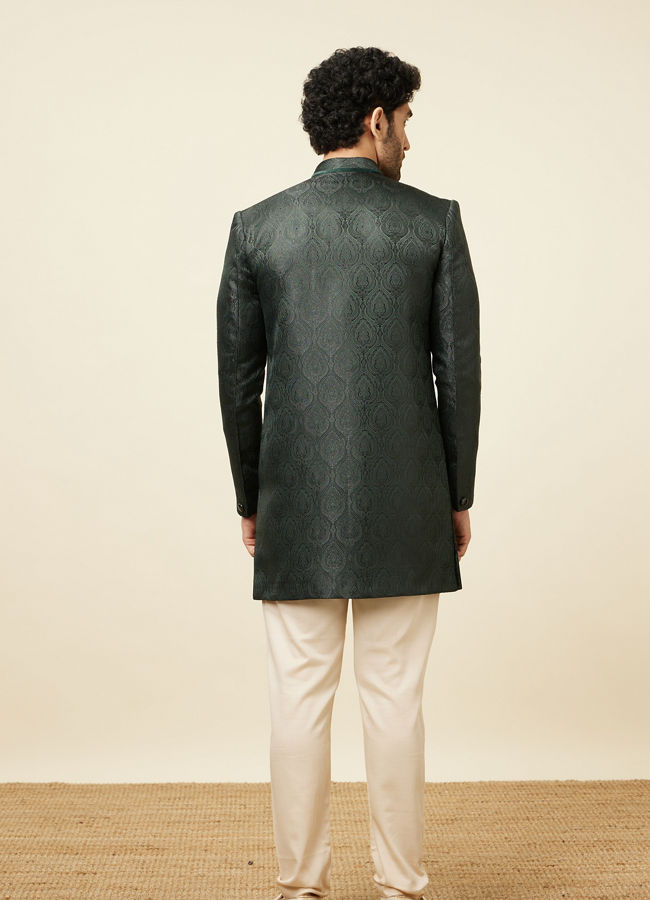 alt message - Manyavar Men Hunter Green Jhallar Patterned Indo Western Set image number 4