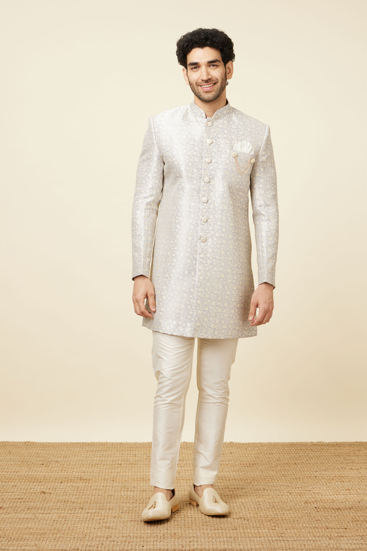 alt message - Manyavar Men Light Lilac Floral Patterned Indo Western Jacket image number 2