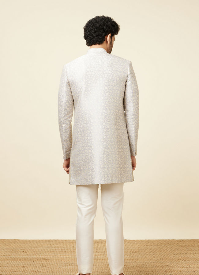 alt message - Manyavar Men Light Lilac Floral Patterned Indo Western Jacket image number 4