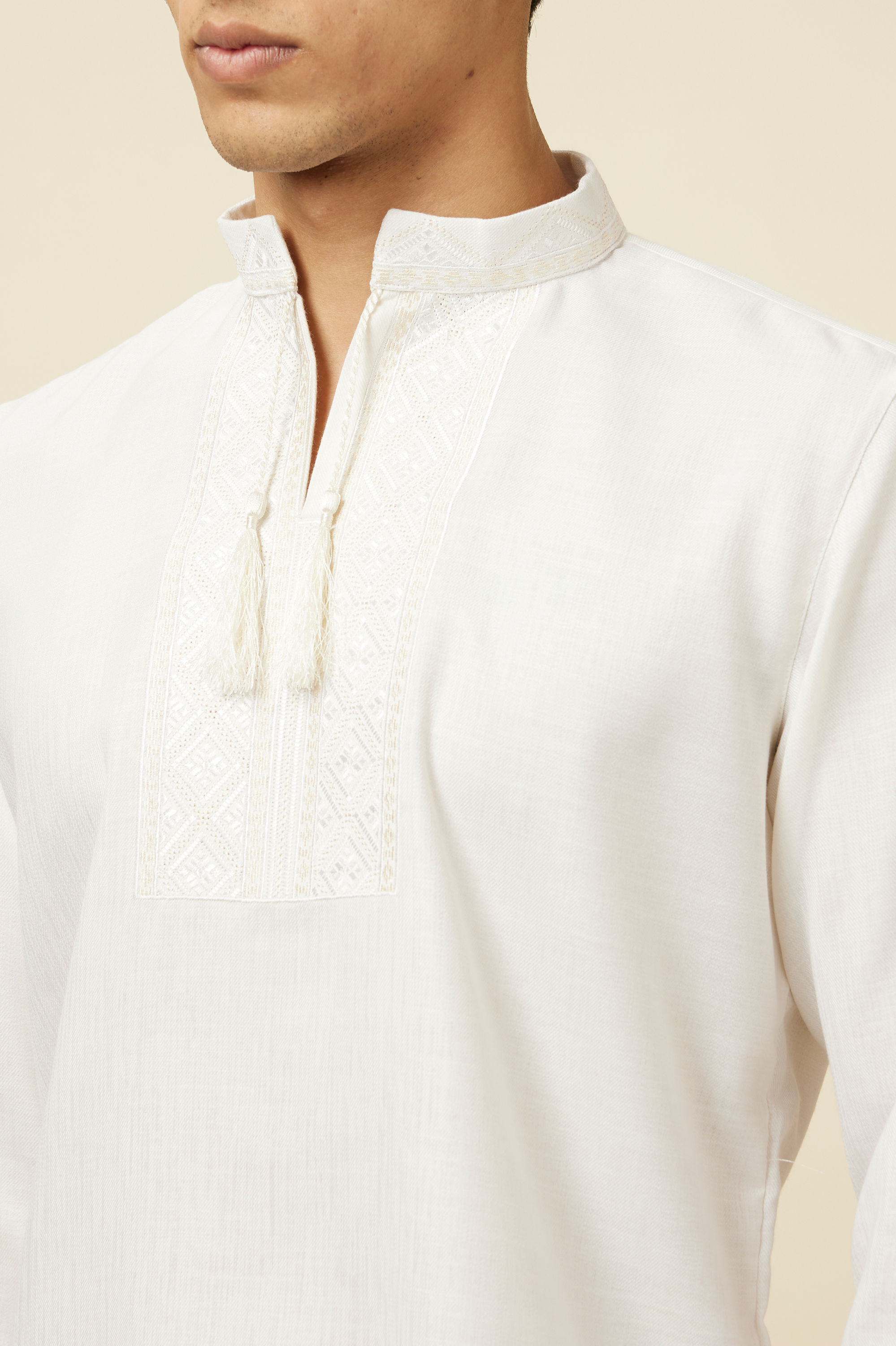 Manyavar Men Ivory White Embroidered Neckline Short Kurta