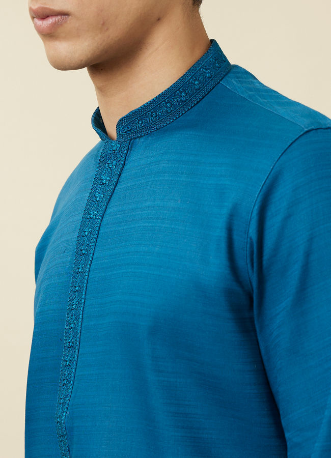 alt message - Manyavar Men Brilliant Blue Embroidered Neckline Kurta Set image number 1