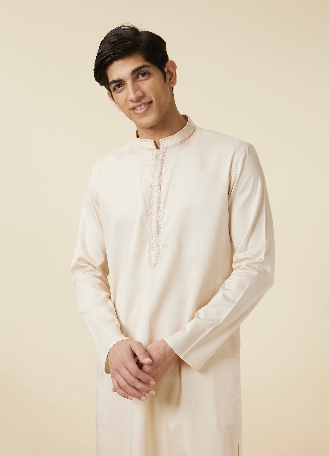 Manyavar Men Ivory White Embroidered Neckline Kurta Set