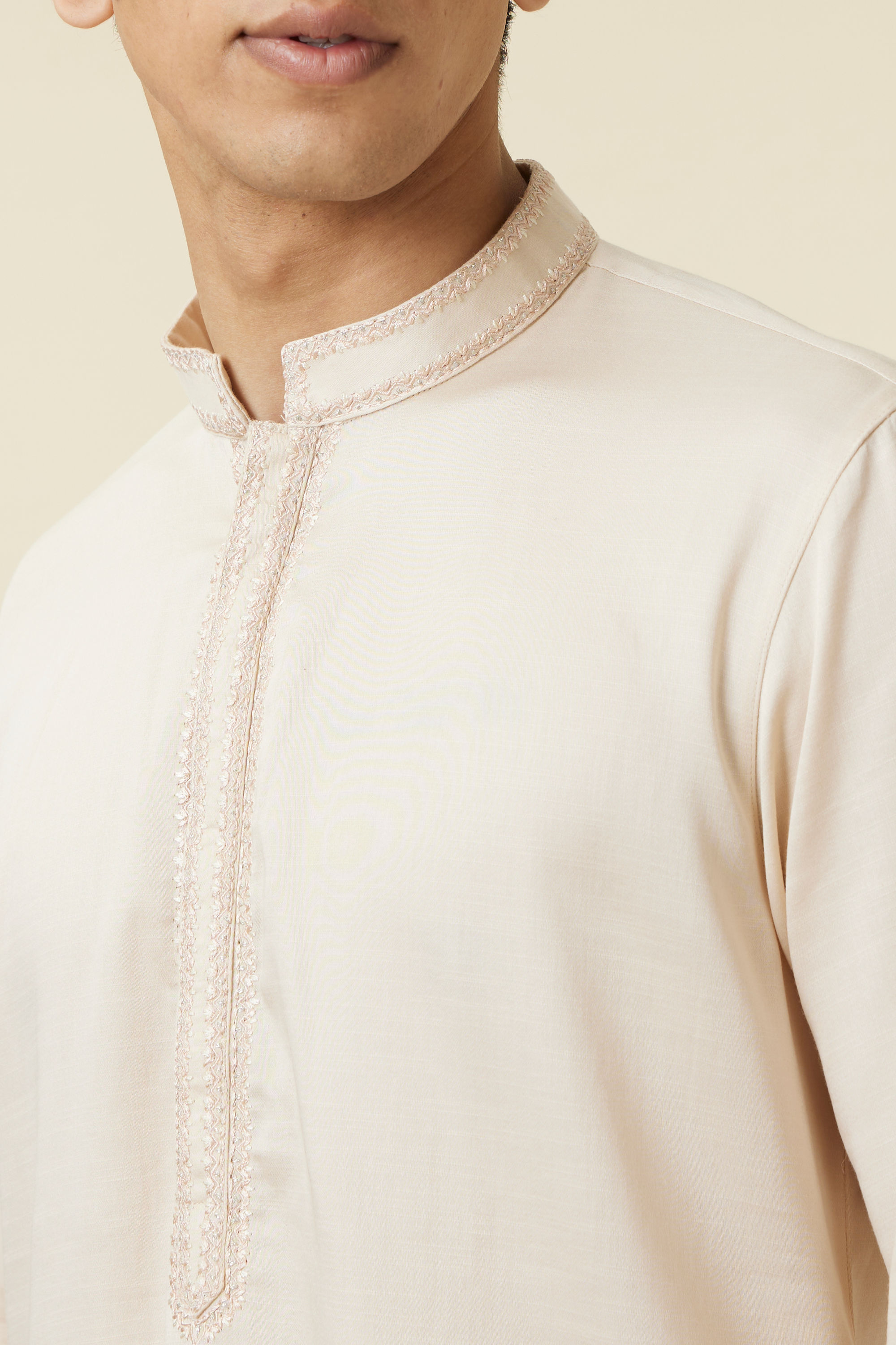 Manyavar Men Ivory White Embroidered Neckline Kurta Set