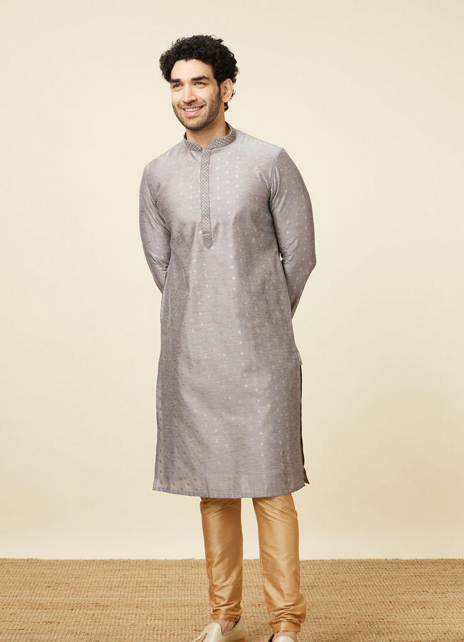 alt message - Manyavar Men Glacier Grey Buta Patterned Kurta Set image number 2