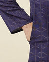 alt message - Manyavar Men Deep Blue Linear Patterned Casual Kurta image number 3