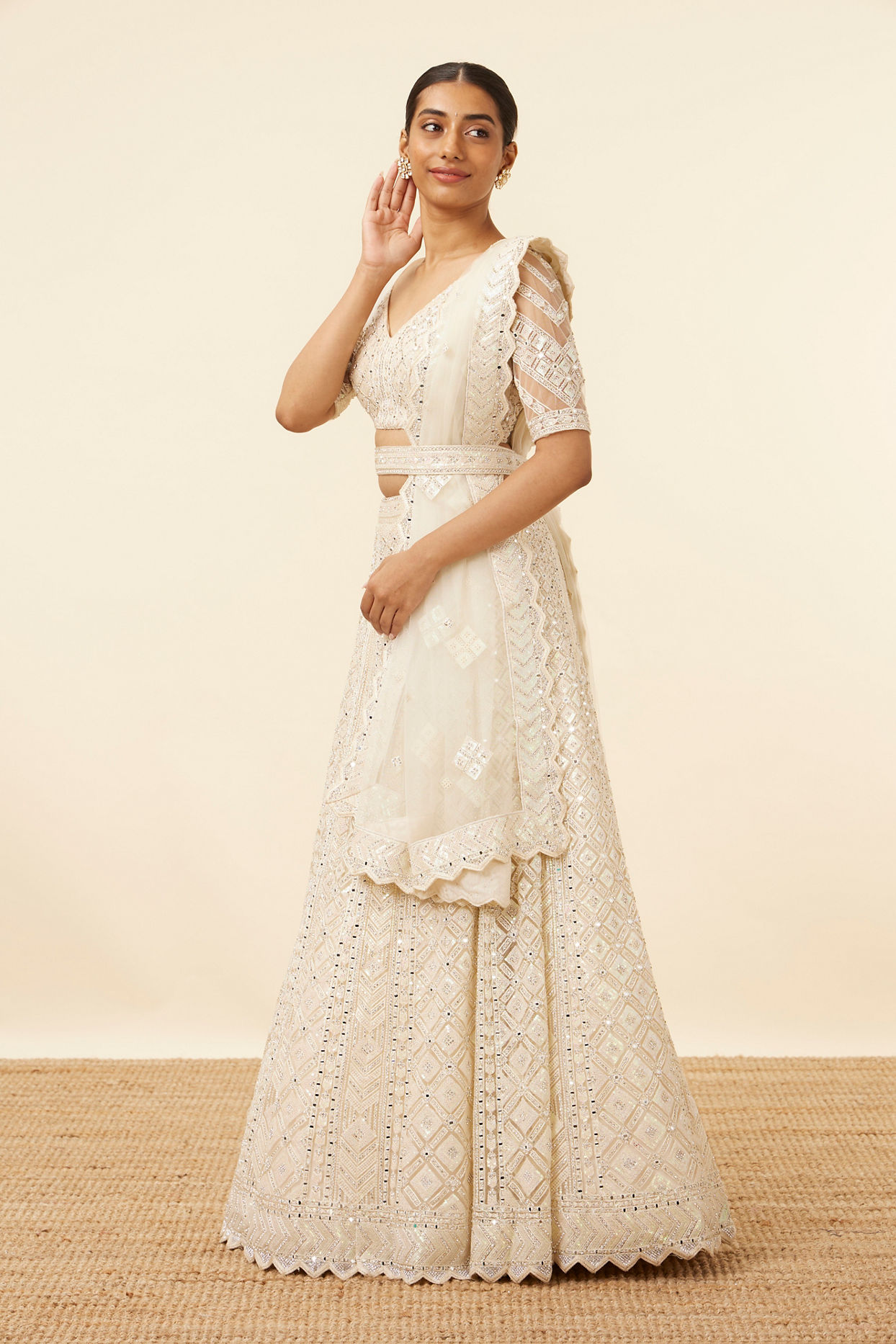 Cream Diamond Patterned Bridal Lehenga image number 2