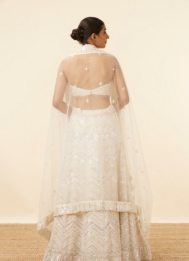 Mohey Women Light Cream Patterned Lehenga