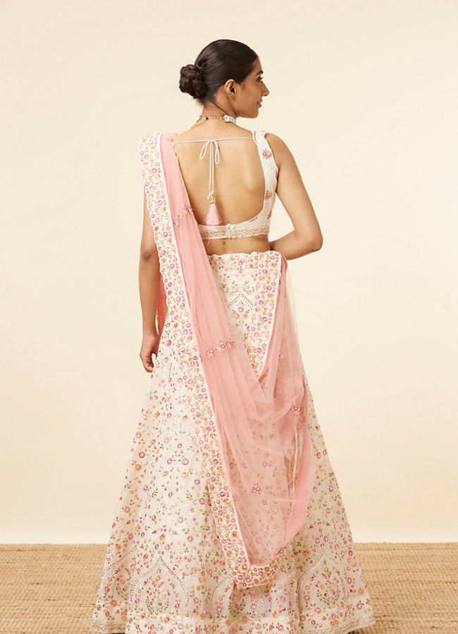 Mohey Women Peach Georgette Embroidered Thread Work Lehenga