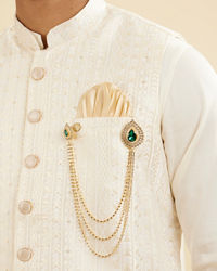 Manyavar Men Emerald Touch Brooch